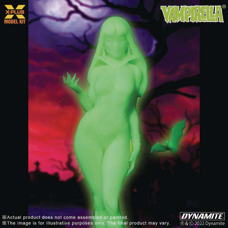 87678-VAMPIRELLA 1/8 GLOW IN DARK MODEL KIT