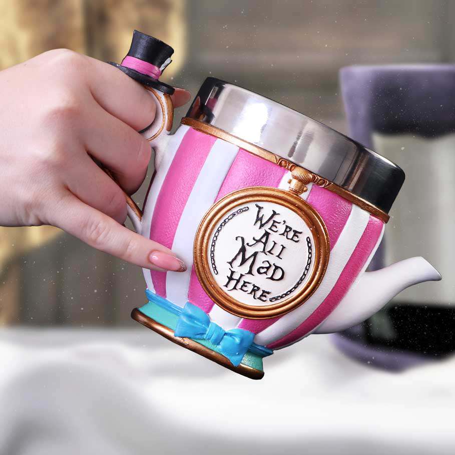 88957 PINKYS UP MAD HATTER CUP