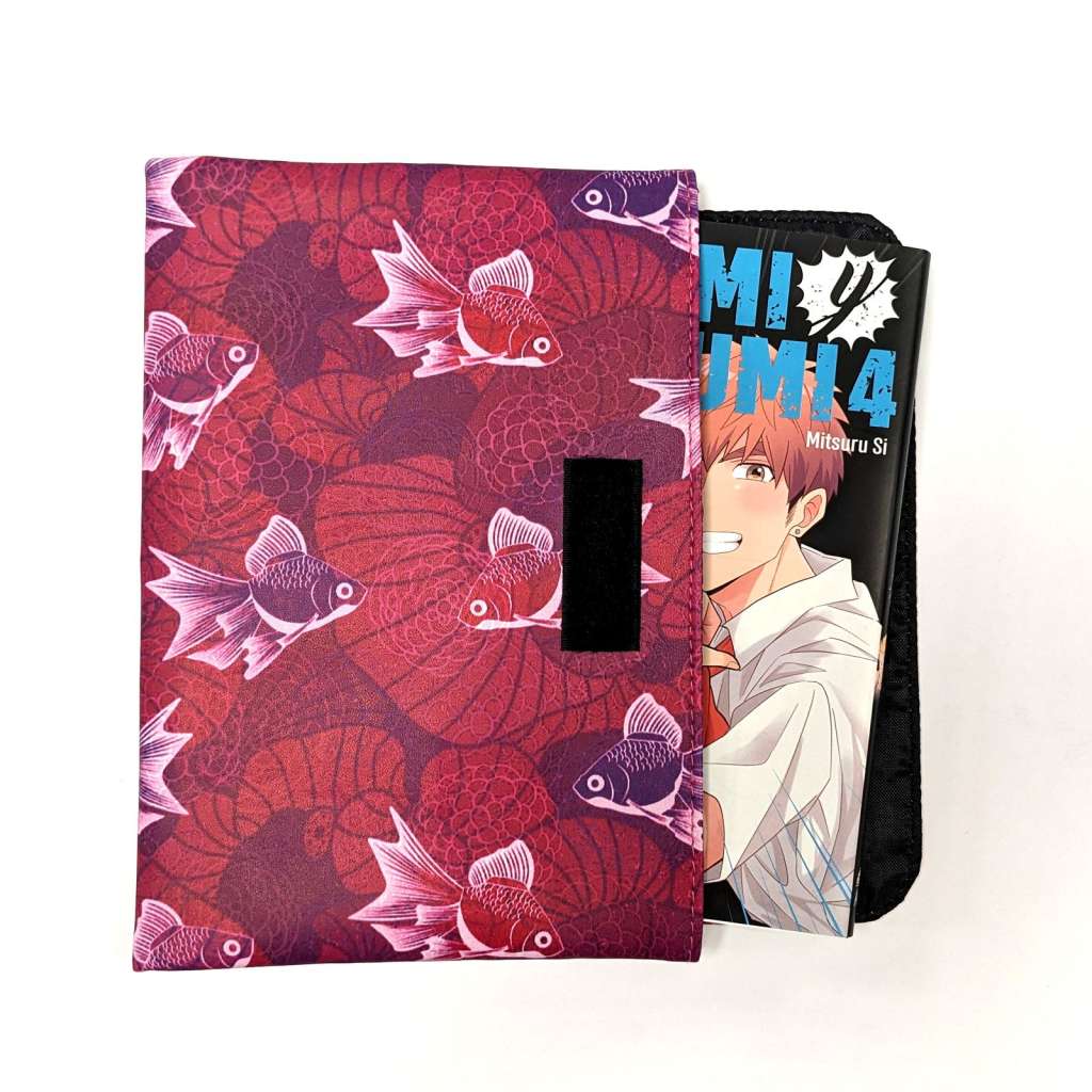 96143-UCHIWA FISHPOND MANGA BOOK CASE